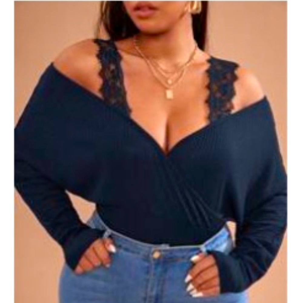 SHEIN Plus Lace Straps Cold Shoulder Tee